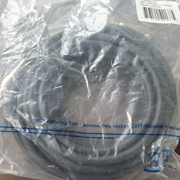RapidRun C2G UXGA CL2 Rated PC Runner Cable 25 ft p/n 42137 New In Package - Picture 3 of 3
